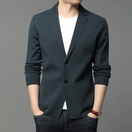 New Autumn Style Cardigan Men's Coat, Korean Version, Knitted Suit, Pure Color Sweater, Personalized for Young People's Coat